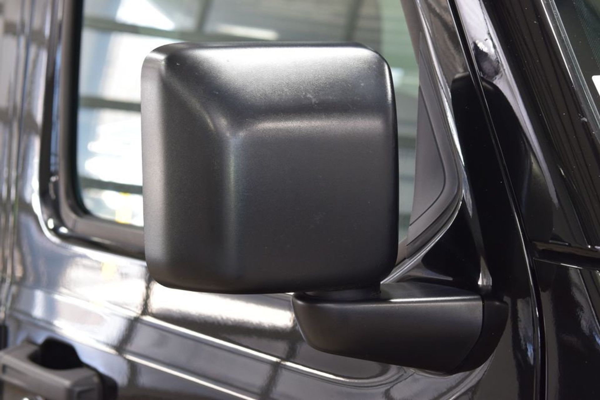 2024 Jeep Wrangler Sport — photo 10