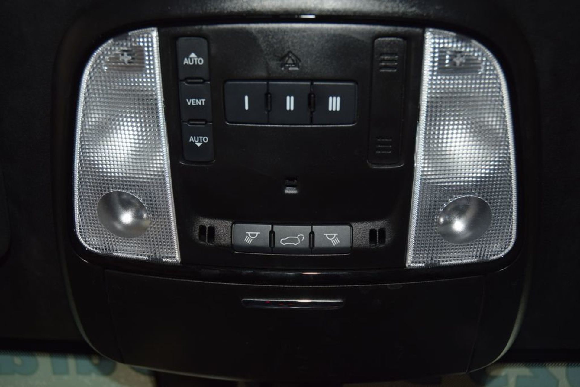 2025 Dodge Durango R/T — photo 35