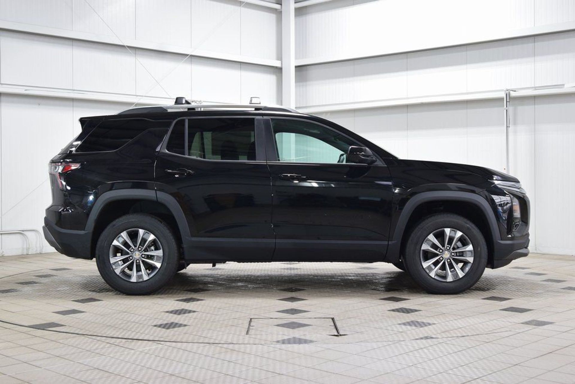 2026 Chevrolet Equinox LT — photo 3