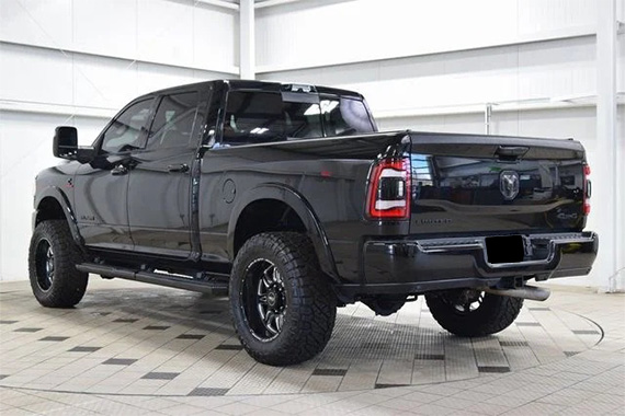 2024 RAM 2500 — photo 2