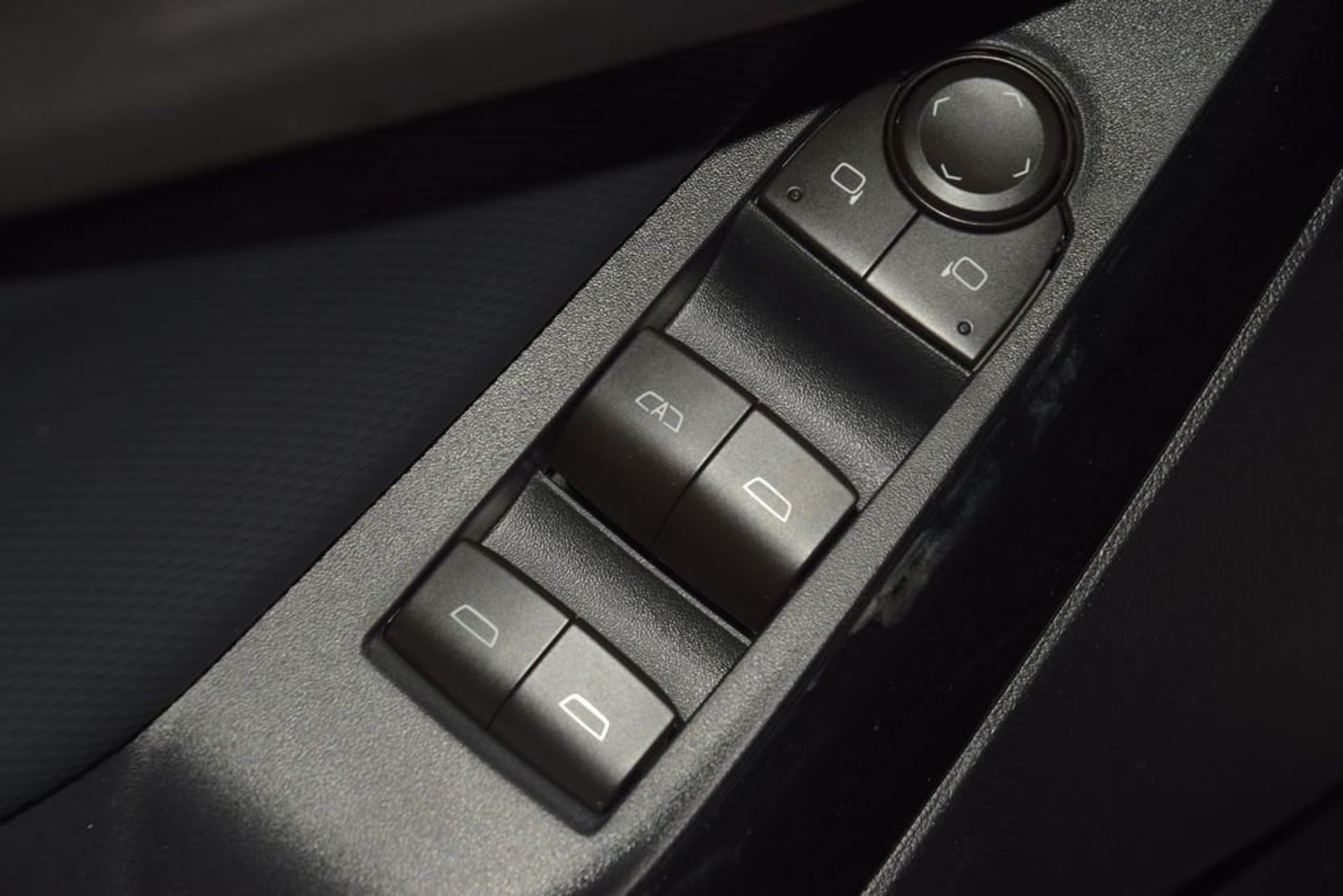 2026 Chevrolet Equinox LT — photo 28