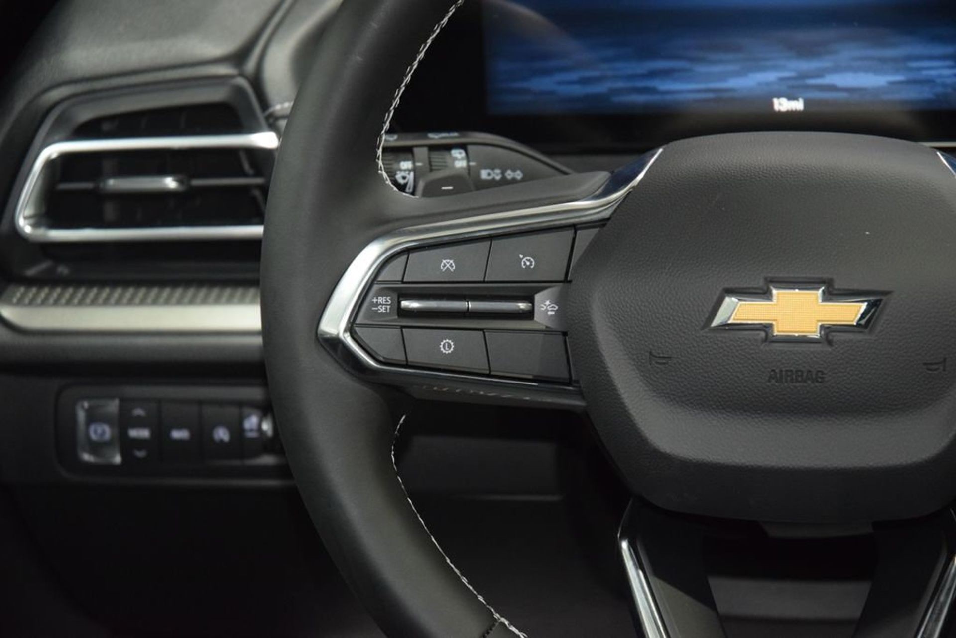 2026 Chevrolet Traverse LT — photo 22