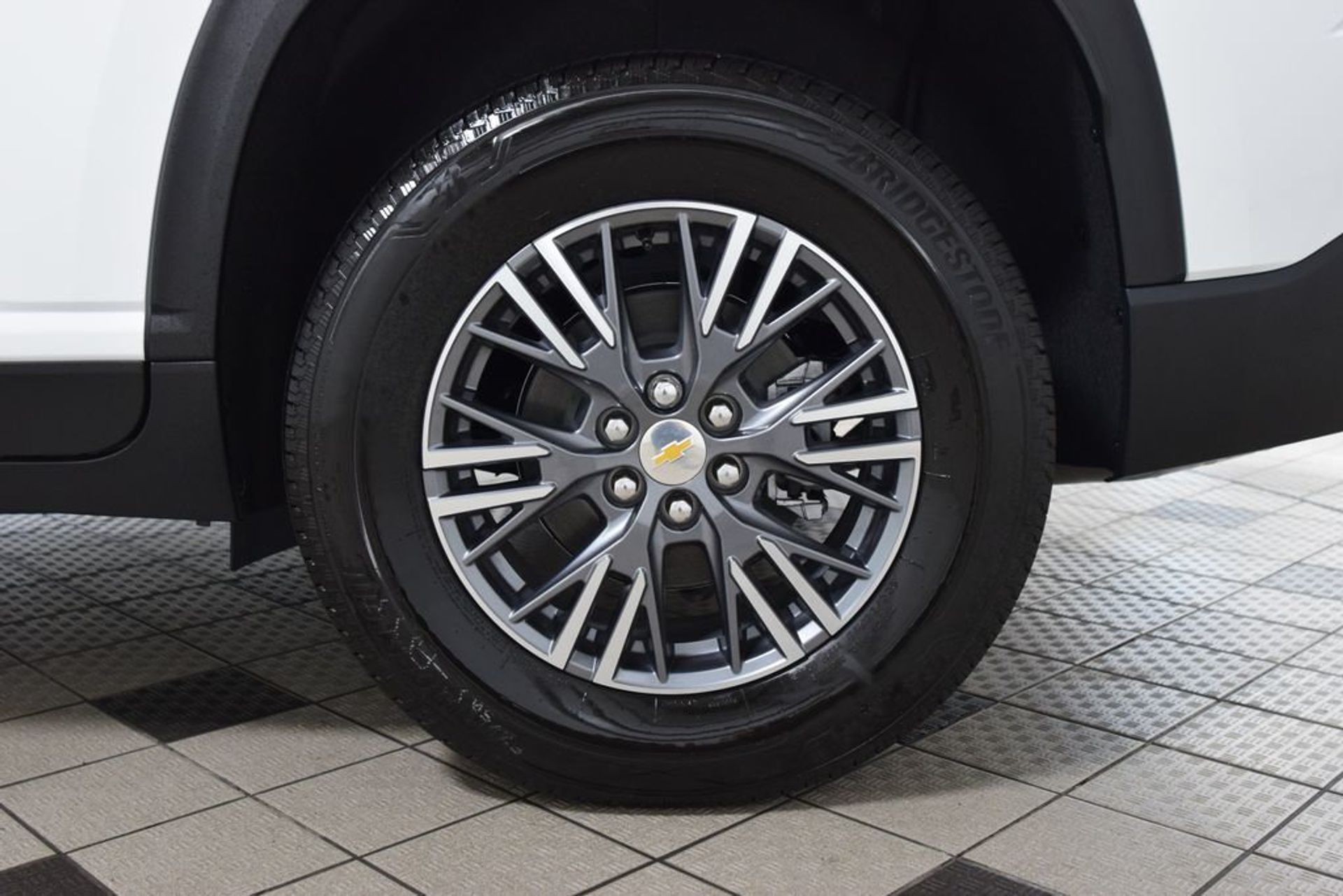 2026 Chevrolet Traverse LT — photo 14