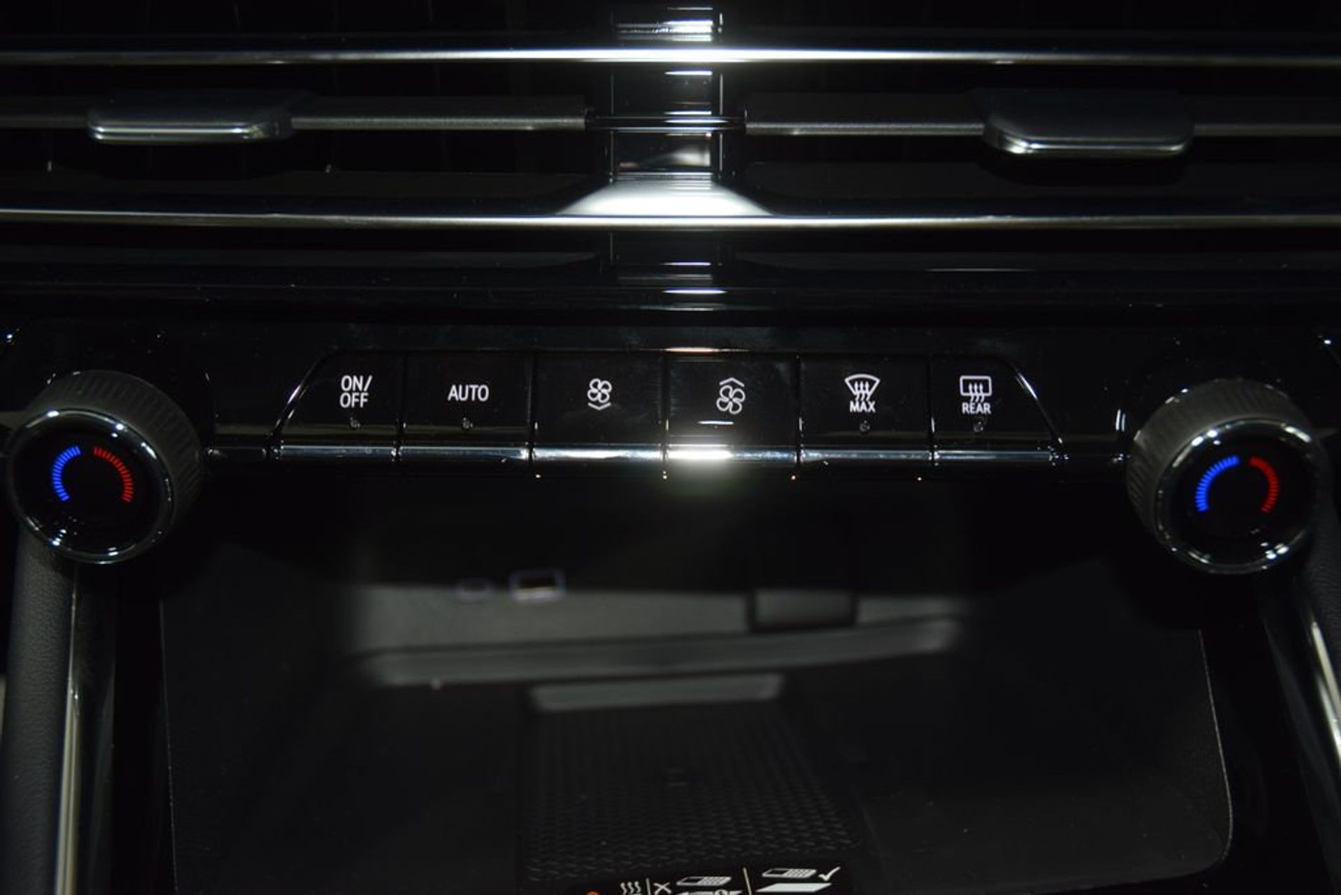 2026 Chevrolet Traverse LT — photo 19