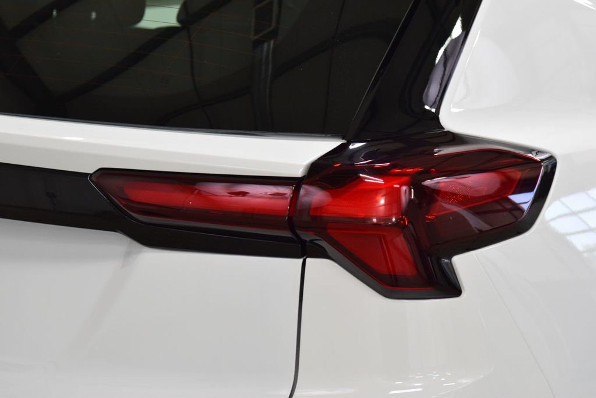 2027 Chevrolet Bolt LT — photo 9