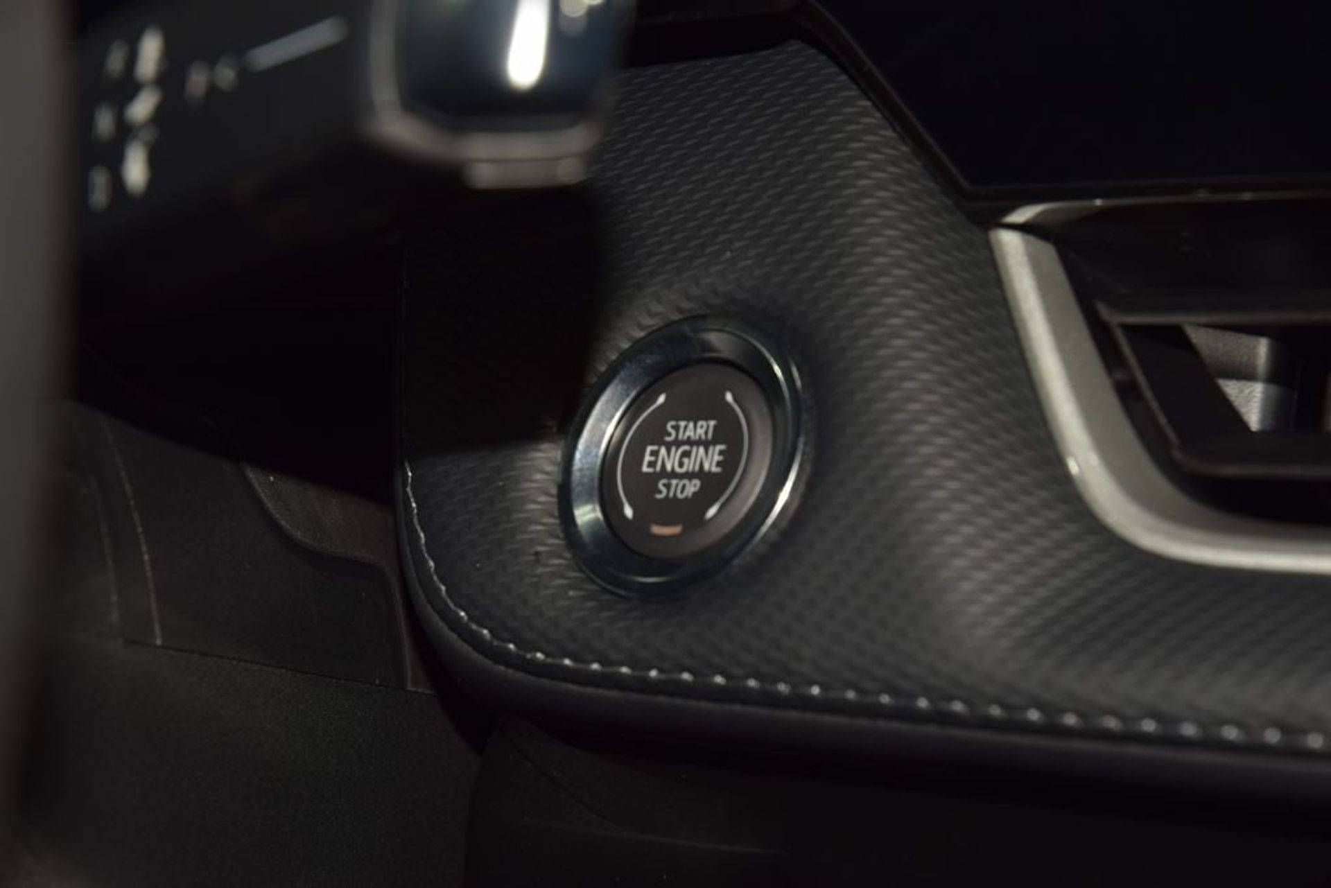 2027 Chevrolet Equinox LT — photo 20