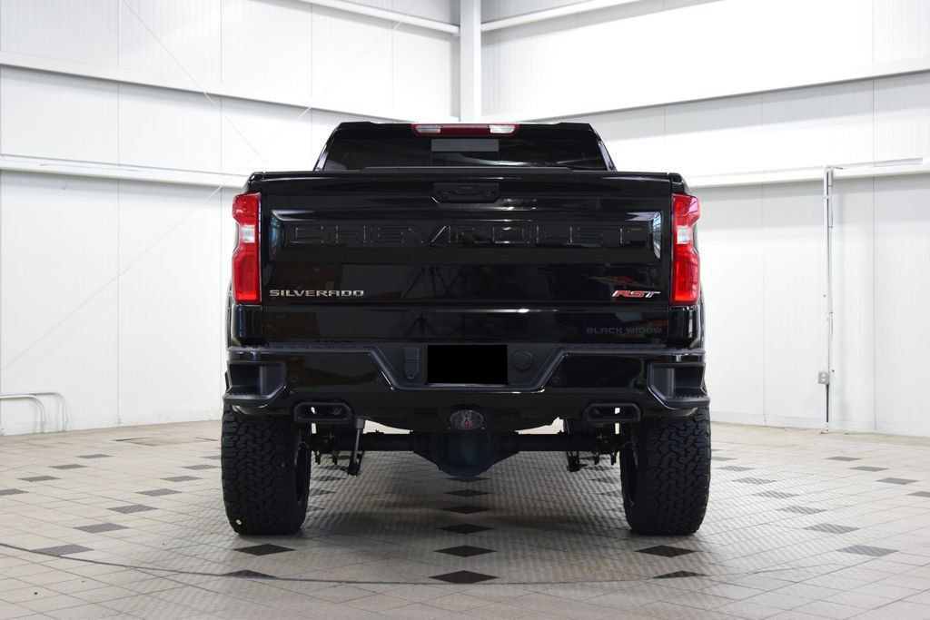 2024 Chevrolet Silverado 1500 — photo 3