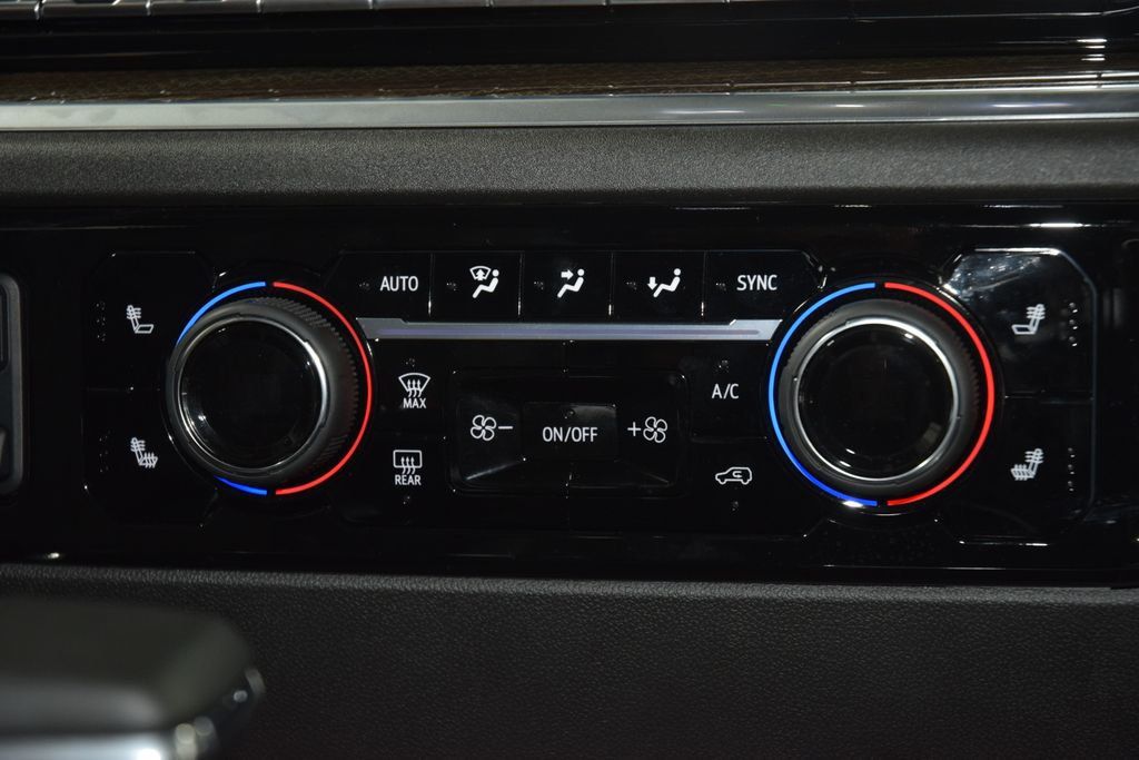 2024 Chevrolet Silverado 1500 — photo 24