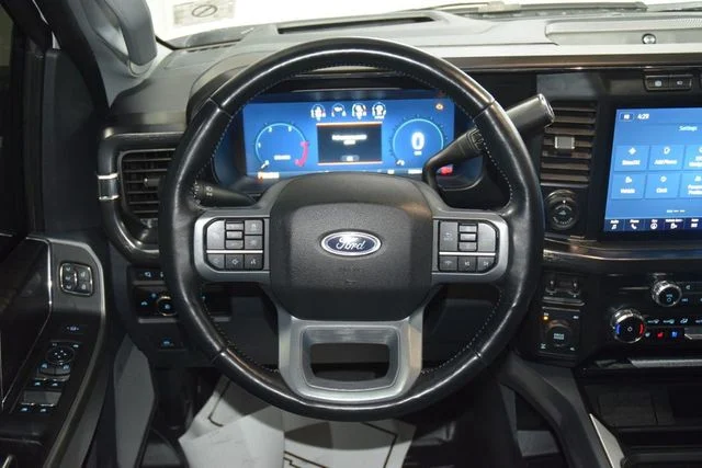 2024 Ford F-350 — photo 32